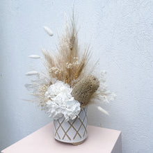 Load image into Gallery viewer, Preserved Floral Arrangement | Lizzie
